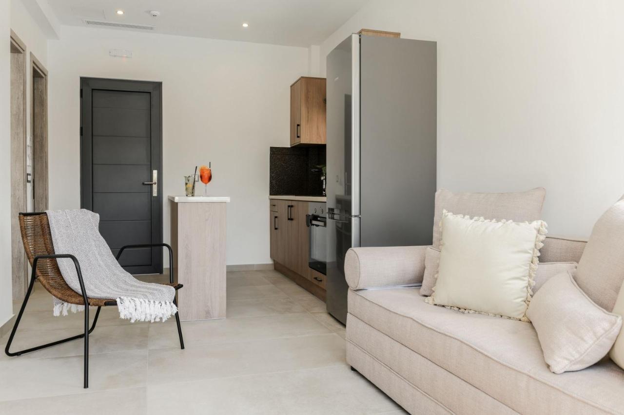 Lagoon Luxury Suites Vasilikí Eksteriør bilde